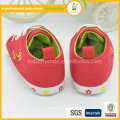 2015 fashion baby waking shoes indoor shoes, soft shoes with embroidery